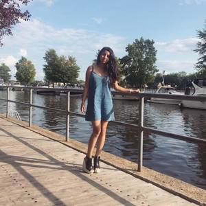 Meet your Posher, Bianca